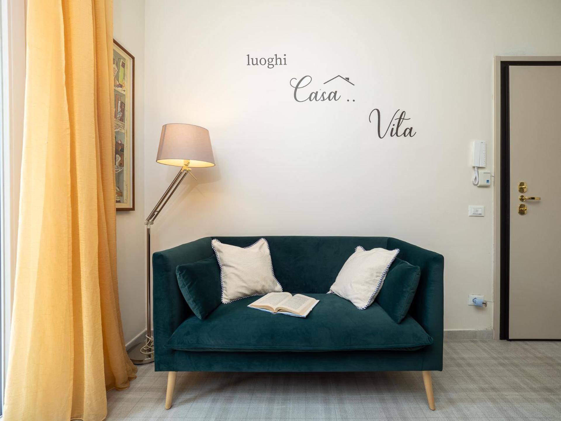 ミラノStylish Flat With Balcony - 15 Min To Duomoアパートメント エクステリア 写真