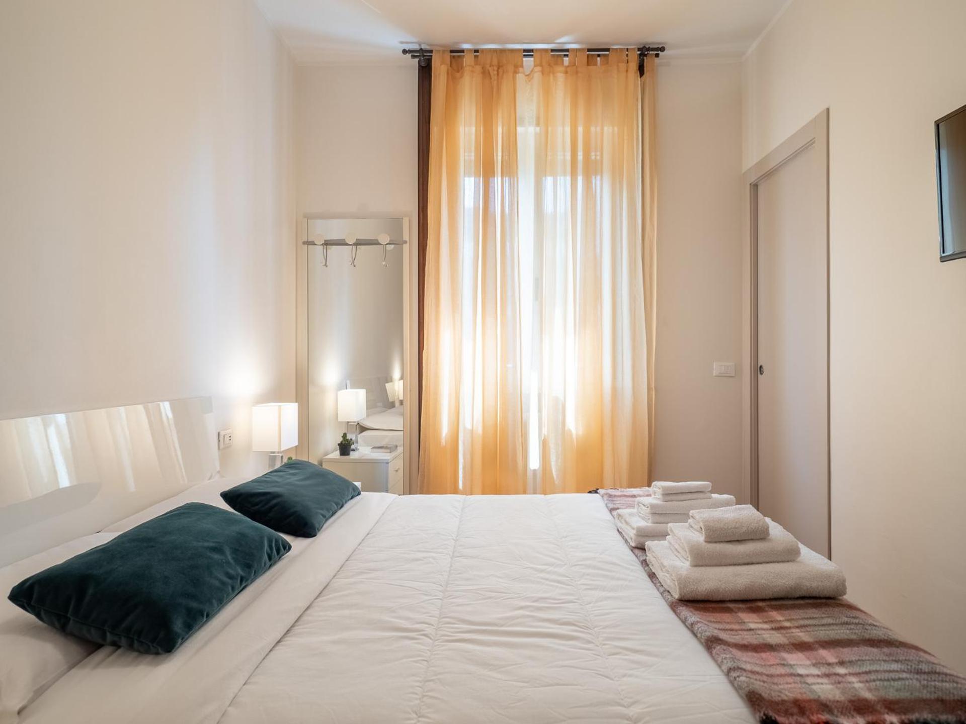 ミラノStylish Flat With Balcony - 15 Min To Duomoアパートメント エクステリア 写真